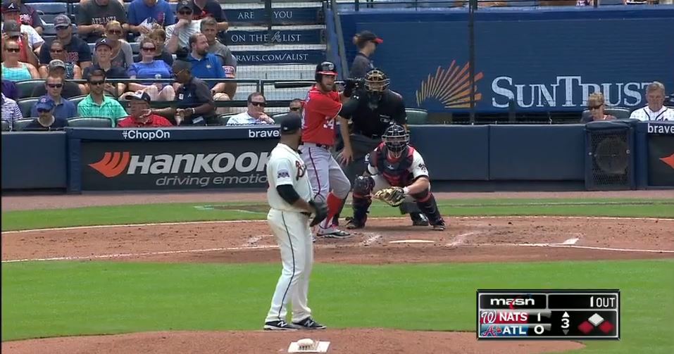 bryce-harper-stance